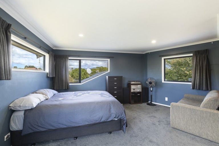 Photo of property in 49 Shelter Grove, Frankleigh Park, New Plymouth, 4310