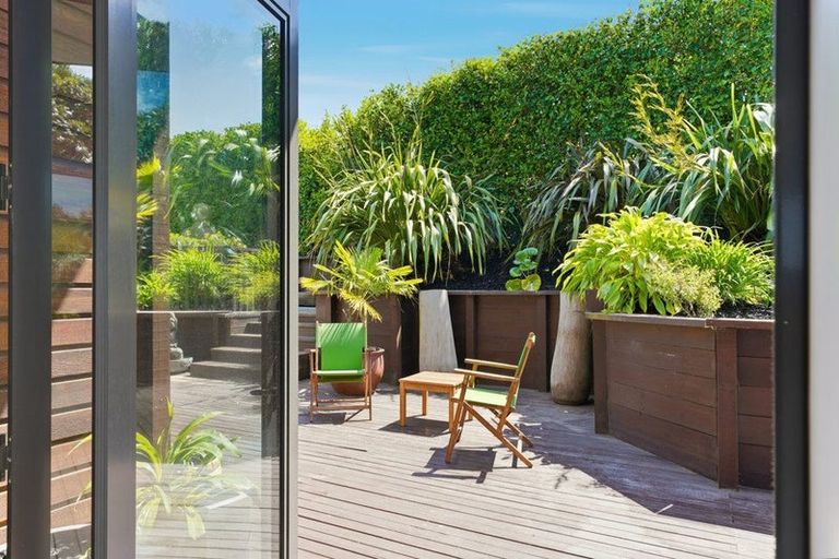 Photo of property in 24 Peninsula View, Scarborough, Christchurch, 8081