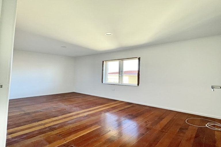 Photo of property in 273 Penrose Road, Mount Wellington, Auckland, 1060