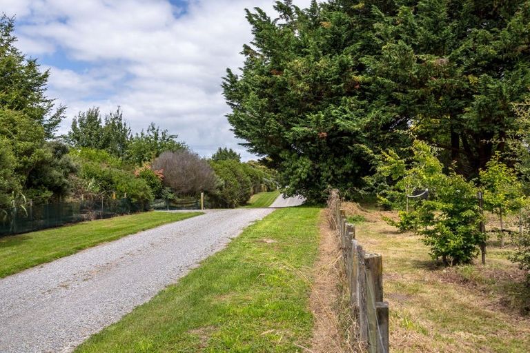 Photo of property in 2430 State Highway 2, Greytown, 5794