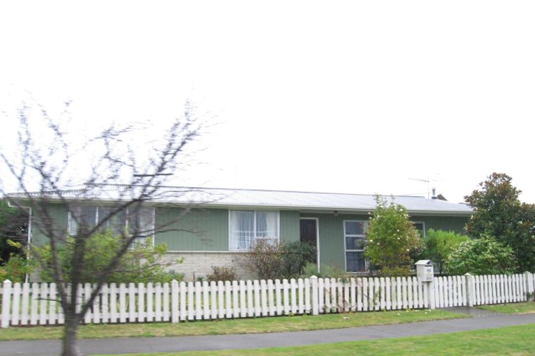 Photo of property in 10 Fife Crescent, Tamatea, Napier, 4112
