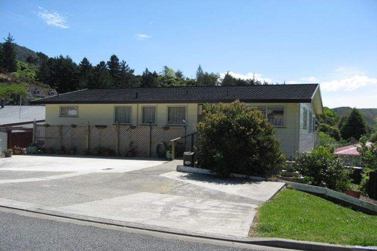 Photo of property in 35a South Terrace, Picton, 7220