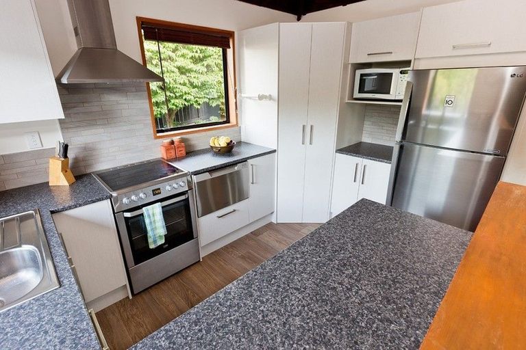 Photo of property in 22a Heuchan Lane, Wanaka, 9305