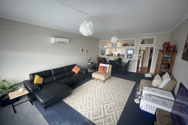 Photo of property in 11 Tane Street, New Lynn, Auckland, 0600
