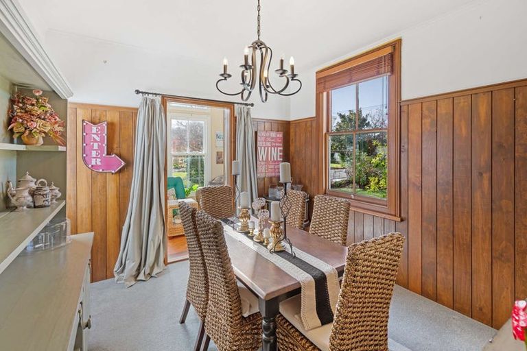 Photo of property in 15 Daniell Street, Bulls, 4818