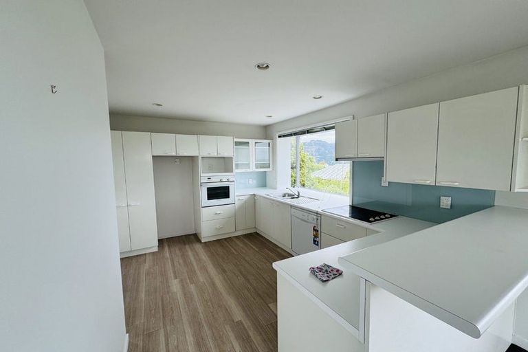 Photo of property in 118 Dyers Pass Road, Cashmere, Christchurch, 8022