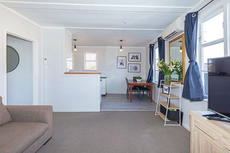 Photo of property in 1111b Outram Road, Akina, Hastings, 4122