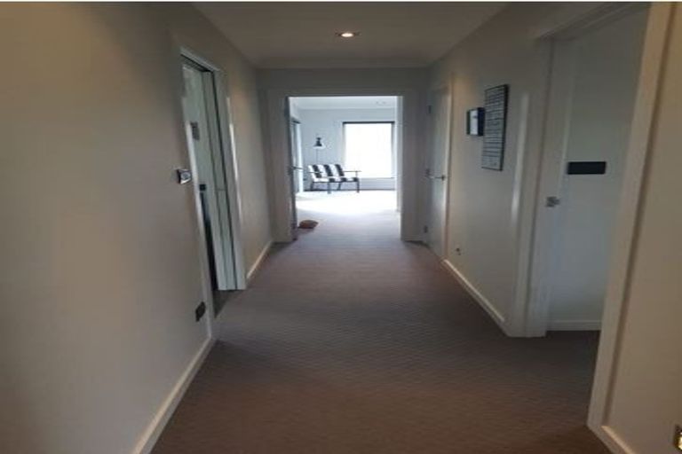 Photo of property in 1 Syrah Place, Greenmeadows, Napier, 4112