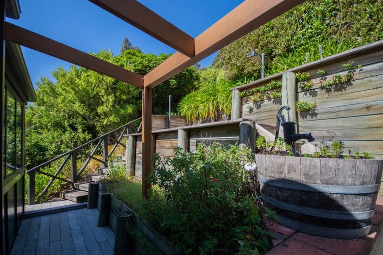 Photo of property in 11 Settlers Hill, Akaroa, 7520