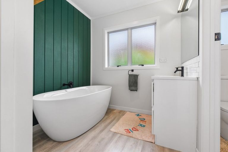 Photo of property in 33 Heath Street, St Andrews, Hamilton, 3200