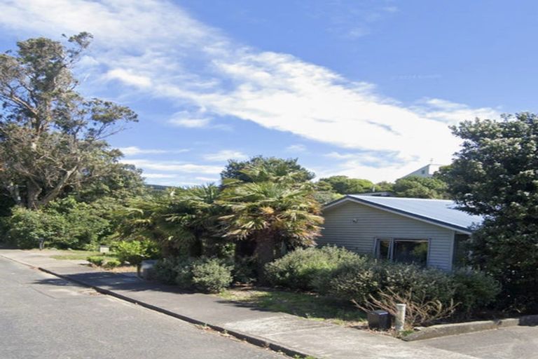 Photo of property in 44a Jackson Terrace, Ranui, Porirua, 5024