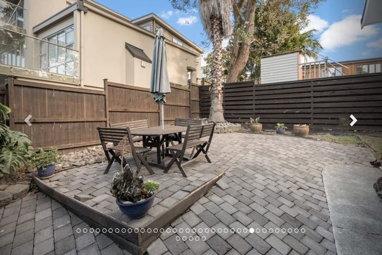 Photo of property in 10 Castleton Drive, Howick, Auckland, 2014