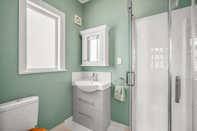 Photo of property in 130 Matsons Avenue, Papanui, Christchurch, 8053