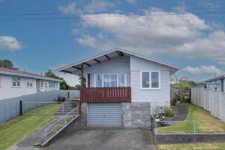 Photo of property in 36 Watene Crescent, Waitara, 4320