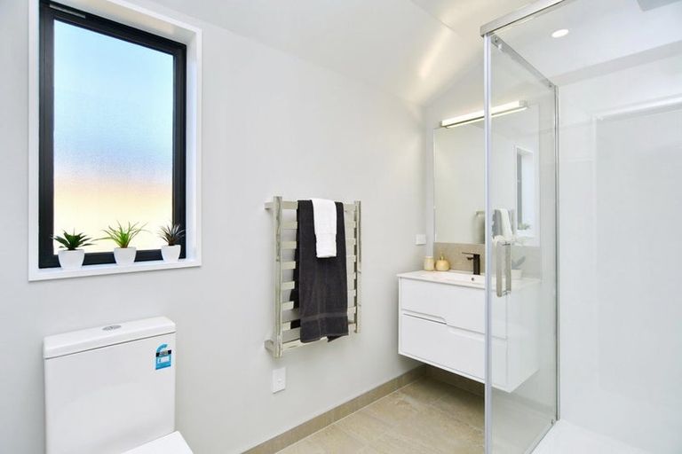 Photo of property in 1 Grimwood Street, Woodend, 7610