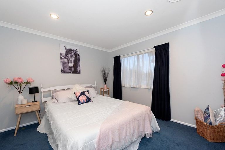 Photo of property in 40a Cairns Crescent, Rototuna, Hamilton, 3210