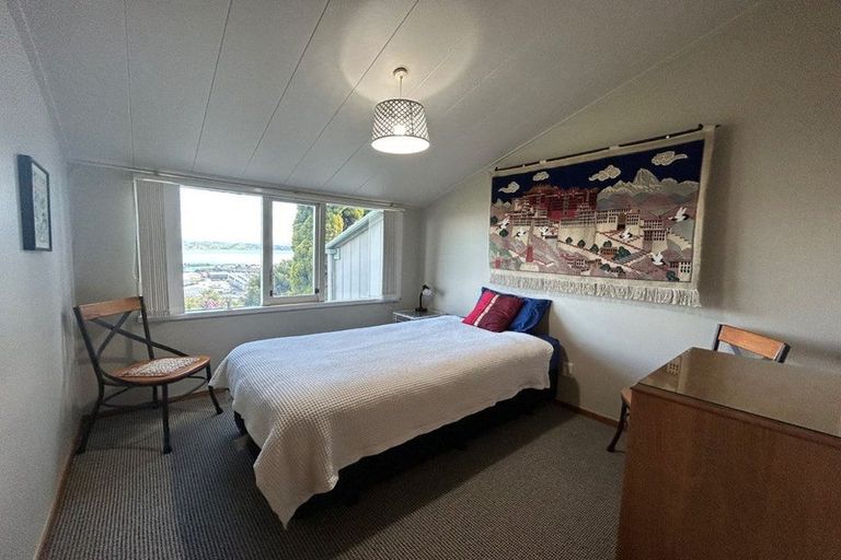 Photo of property in 4a Denholm Road, Hospital Hill, Napier, 4110