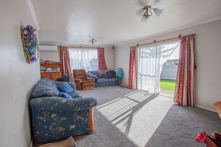 Photo of property in 2 Sole Avenue, Bell Block, New Plymouth, 4312