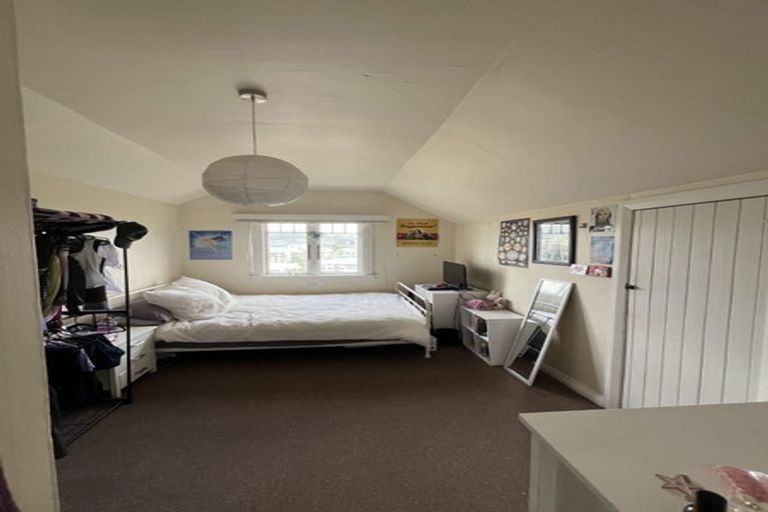 Photo of property in 66 Hankey Street, Mount Cook, Wellington, 6011