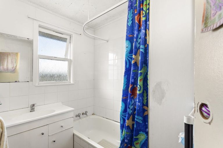 Photo of property in 2 Vinegar Hill Road, Tikipunga, Whangarei, 0112