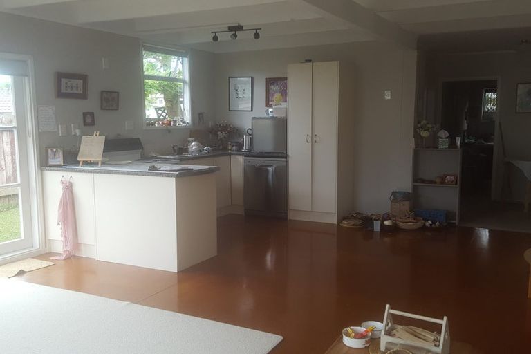 Photo of property in 821a Te Atatu Road, Te Atatu Peninsula, Auckland, 0610