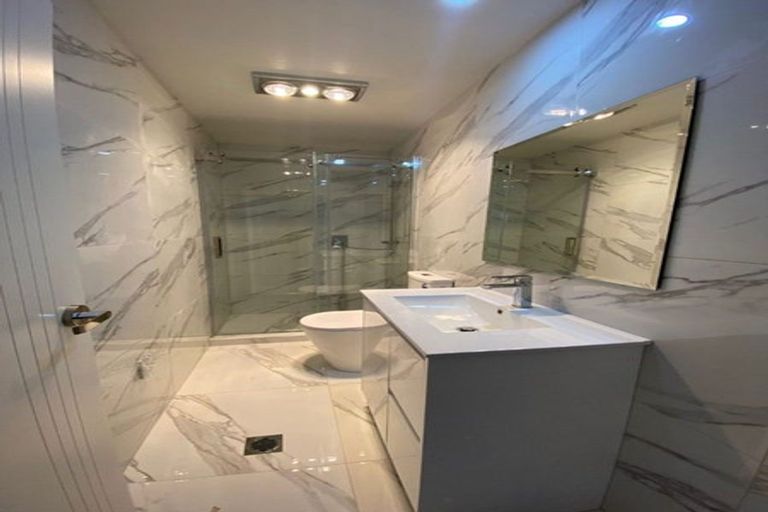 Photo of property in 17b Eddowes Street, Manurewa, Auckland, 2102