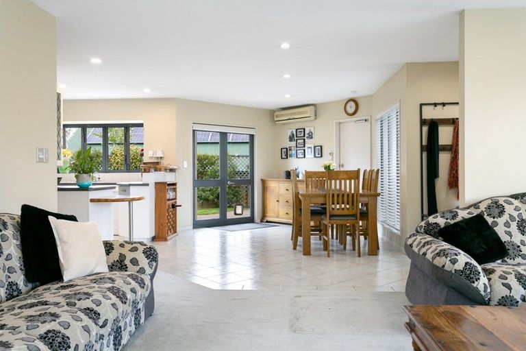 Photo of property in 9 Robinson Terrace, Rangatira Park, Taupo, 3330