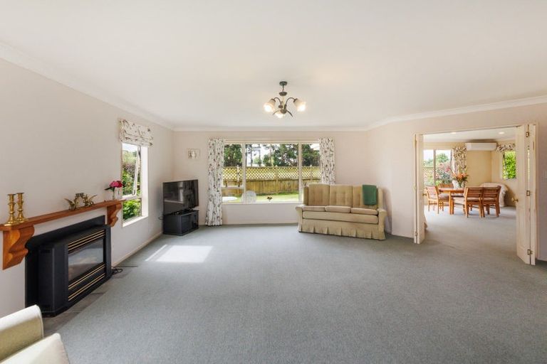 Photo of property in 34 Washington Parade, Milson, Palmerston North, 4414