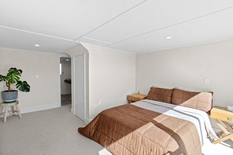 Photo of property in 1 Galt Street, Hawera, 4610