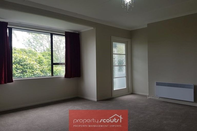 Photo of property in 126a Seaview Road, Westown, New Plymouth, 4310