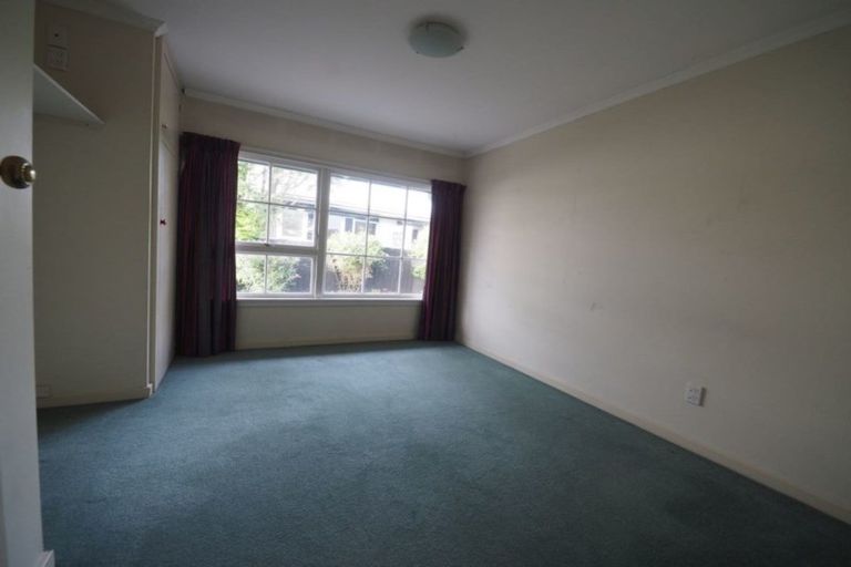 Photo of property in 33 Glenrowan Avenue, Avondale, Christchurch, 8061