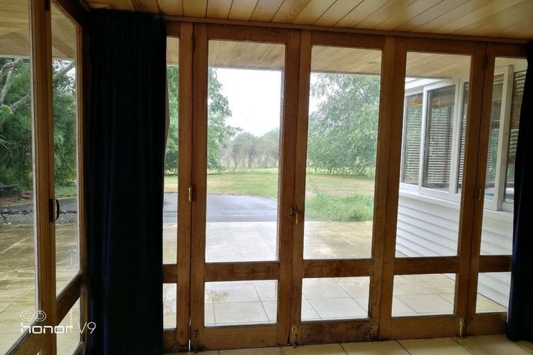 Photo of property in 15 Mamari Road, Whenuapai, Auckland, 0618