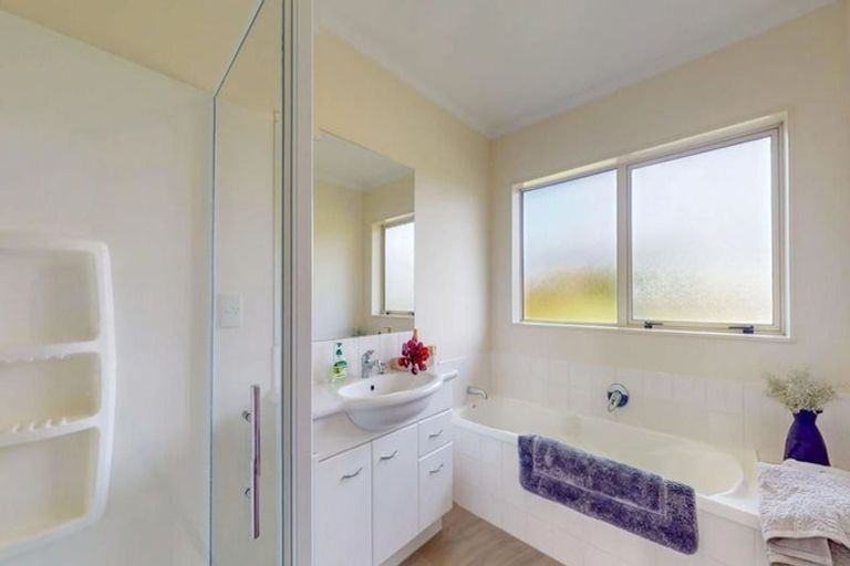 Photo of property in 11 Totara Place, Te Kauwhata, 3710