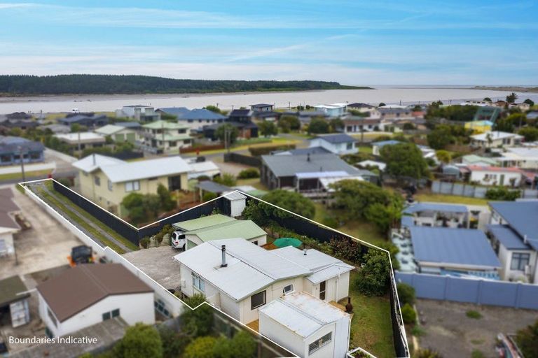 Photo of property in 39a Shortt Street, Foxton Beach, Foxton, 4815