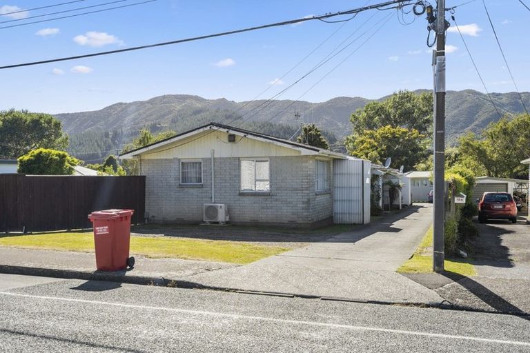 Photo of property in 186b Wellington Road, Wainuiomata, Lower Hutt, 5014