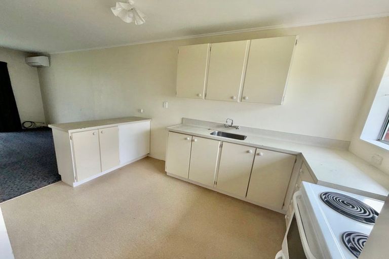 Photo of property in 3/12 Fraser Street, Wainuiomata, Lower Hutt, 5014