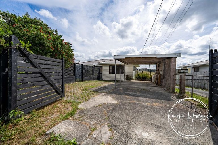 Photo of property in 109 Hurndall Street East, Maungaturoto, 0520