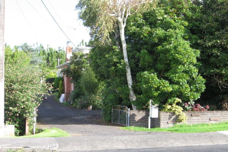 Photo of property in 99 Wharf Road, Te Atatu Peninsula, Auckland, 0610