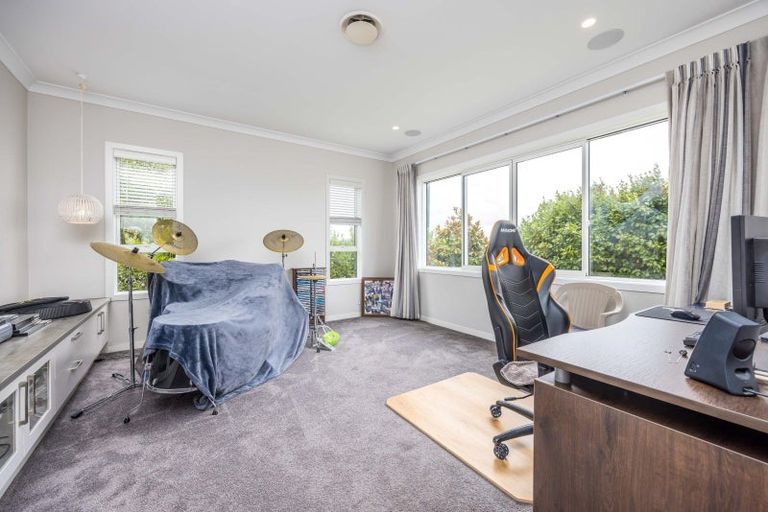 Photo of property in 76 Madison Terrace, Silverdale, 0932