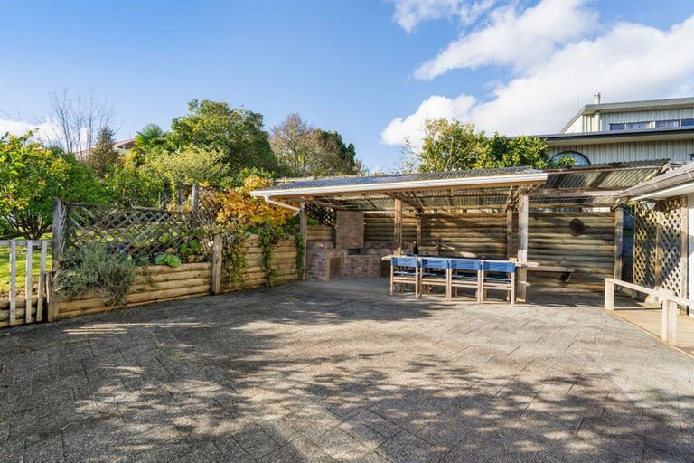 Photo of property in 15 Punga Grove Avenue, Riverside, Whangarei, 0112