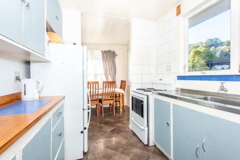 Photo of property in 33 Matthews Road, Tamarau, Gisborne, 4010