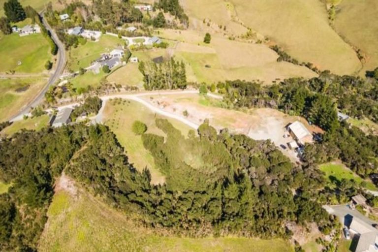 Photo of property in 123c Cable Bay Block Road, Cable Bay, 0420