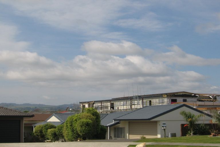 Photo of property in 73 Grantston Drive, Pyes Pa, Tauranga, 3112