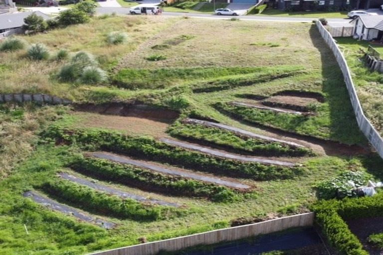 Photo of property in 27 Moira Close, Welcome Bay, Tauranga, 3175