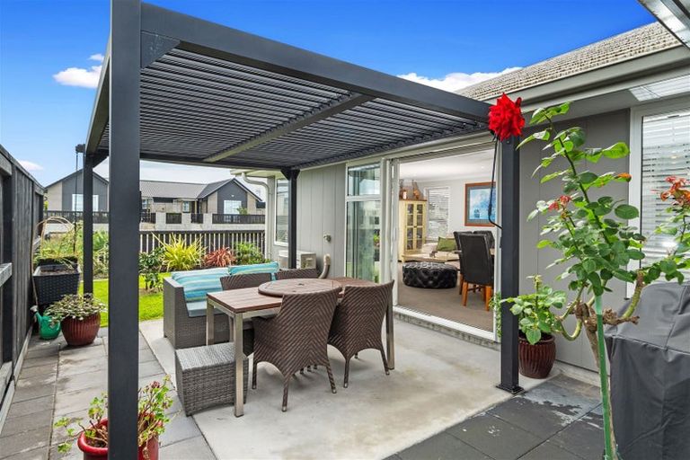 Photo of property in 10 Lion Place, Papamoa, 3118