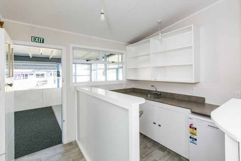 Photo of property in 905 Willowpark Road North, Mayfair, Hastings, 4122