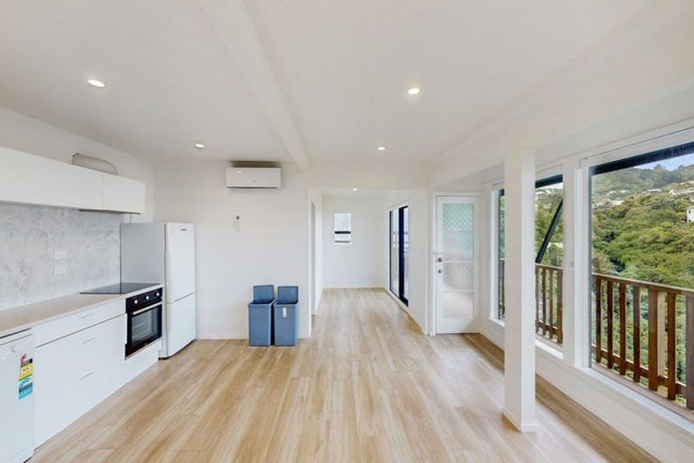 Photo of property in 43b Harbour View Road, Northland, Wellington, 6012