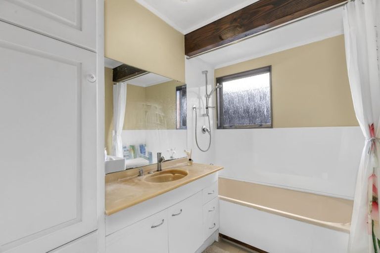 Photo of property in 74 Motatau Road, Papatoetoe, Auckland, 2025