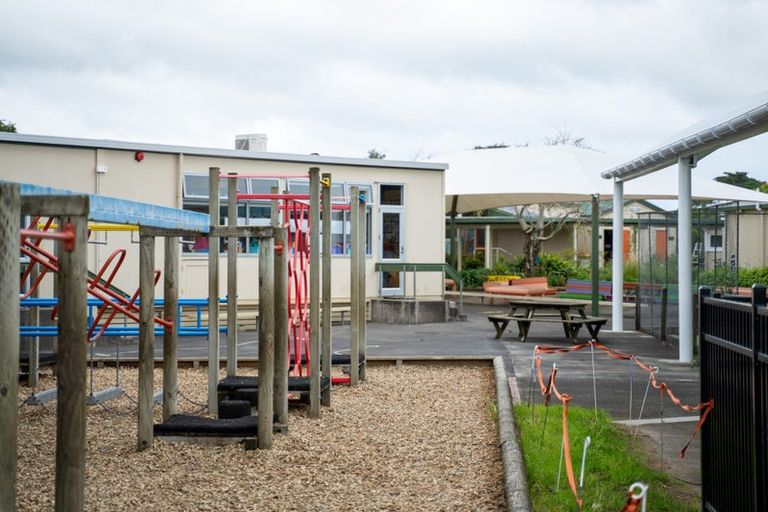 Photo of property in 3 Uatoto Road, Clarks Beach, 2122