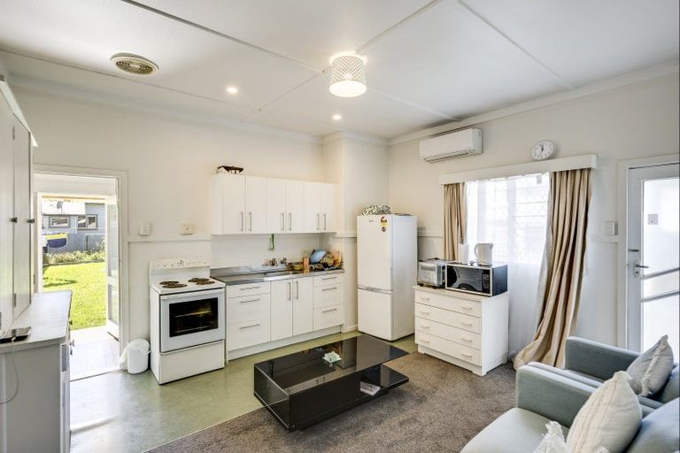 Photo of property in 105 Murdoch Road West, Raureka, Hastings, 4120